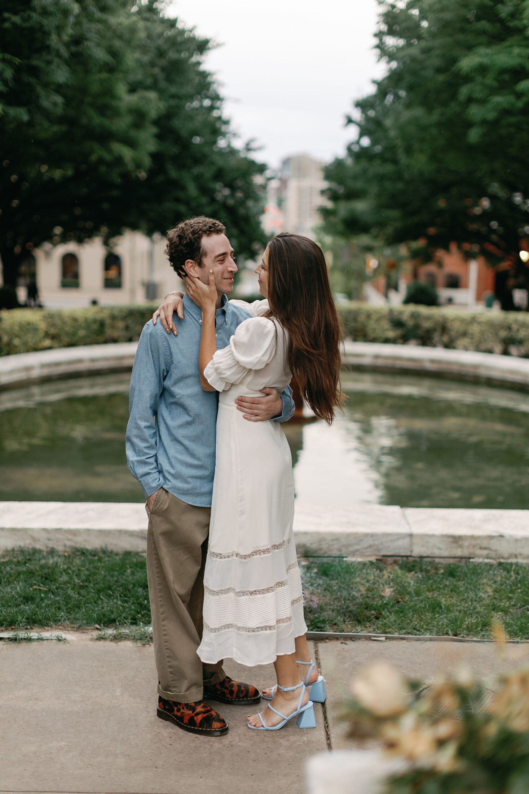 Mt Vernon Engagement photo ideas in the park